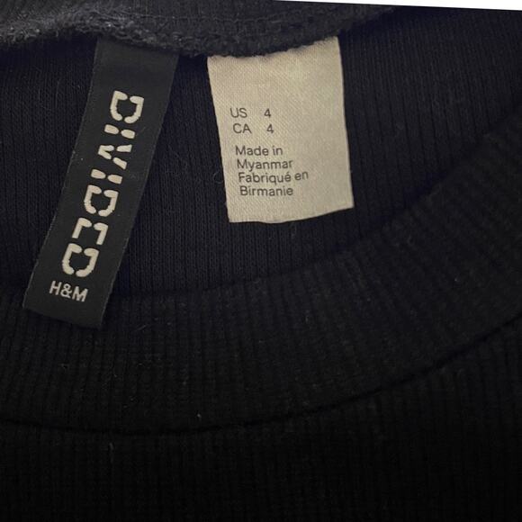 Divided by H&M Black Ribbed Midi Knit Shirt Dress Size 4 Sporty Casual Y2K - Picture 3 of 3